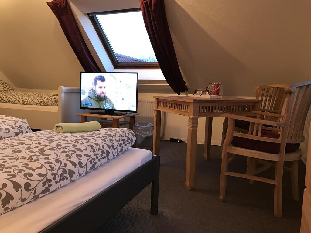 Leezdorfer Hof Otel Dış mekan fotoğraf