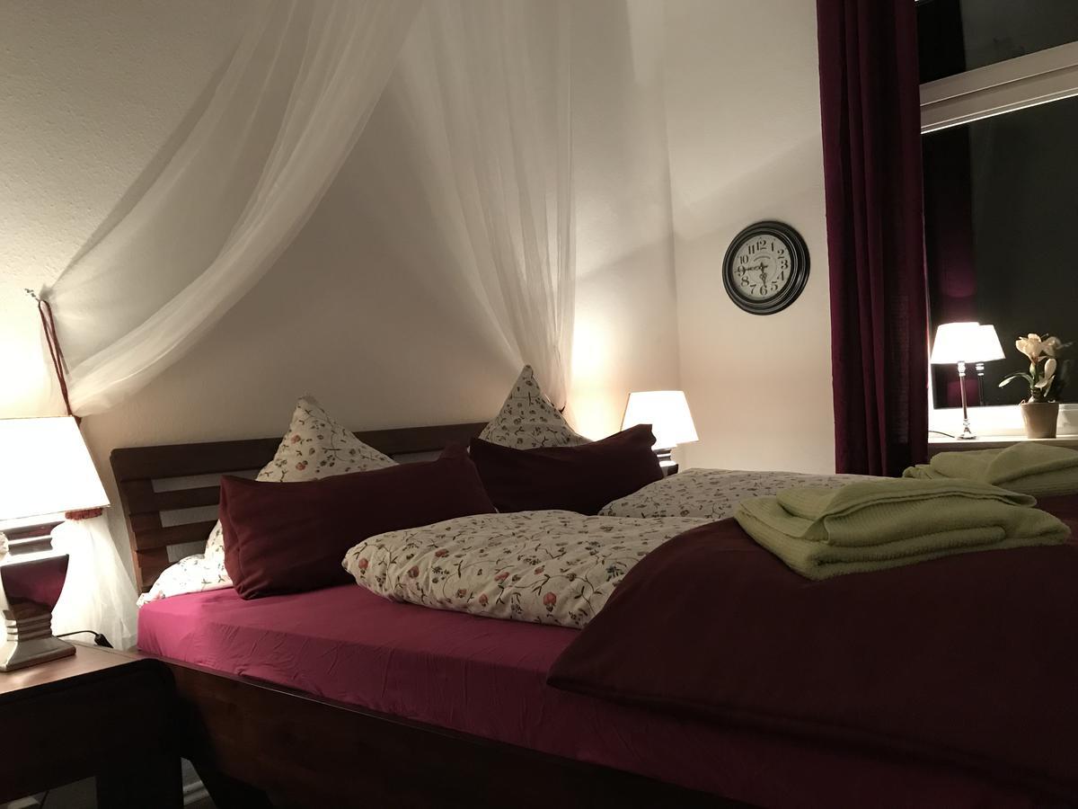 Leezdorfer Hof Otel Dış mekan fotoğraf