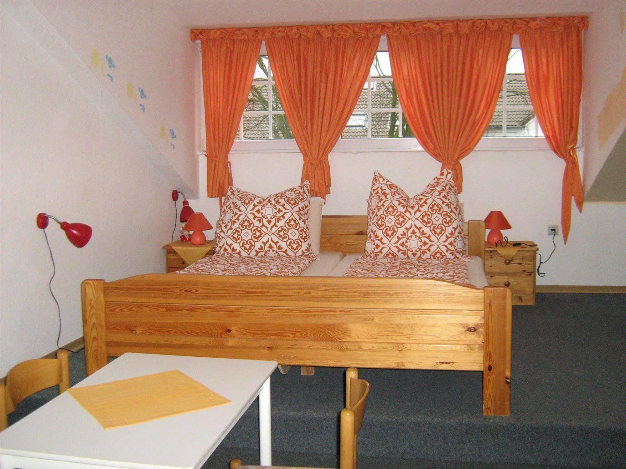 Leezdorfer Hof Otel Dış mekan fotoğraf